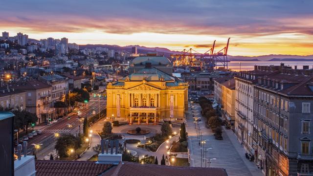 Blick über die kroatische Hafenstadt Rijeka.