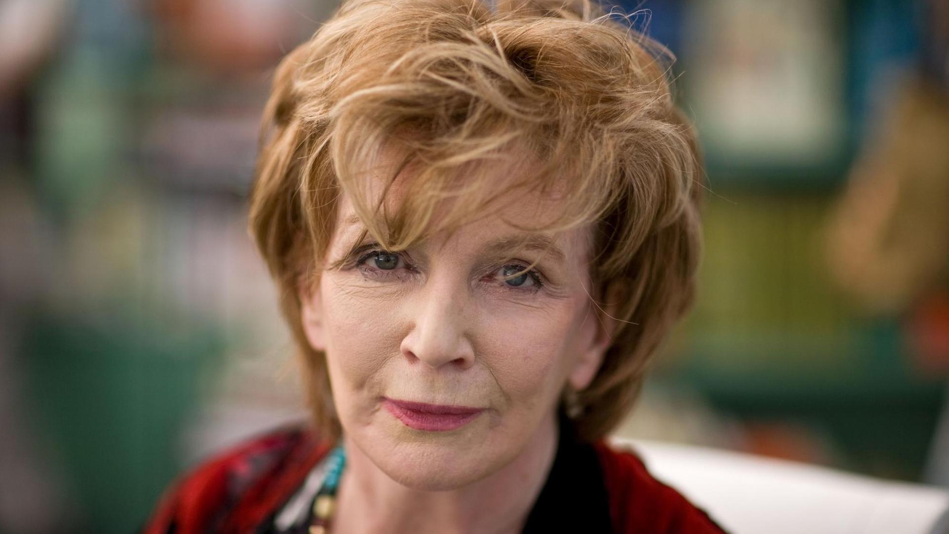 Ein Porträt der Autorin Edna O'Brien, 2009. Ein Porträt der Autorin Edna O'Brien, 2009.