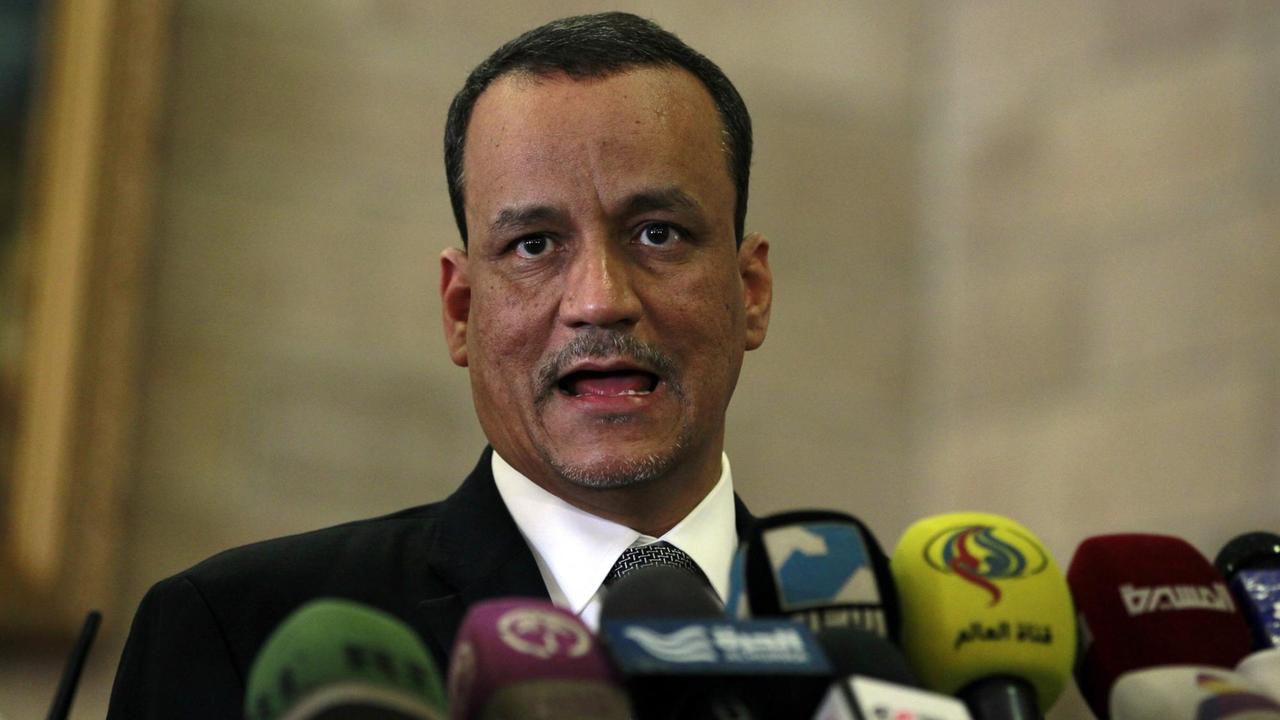 Der UNO-Sondergesandte für den Jemen, Ismail Ould Cheikh Ahmed während einer Pressekonferenz auf dem Sanaa-Flughafen am 14.01.2016.