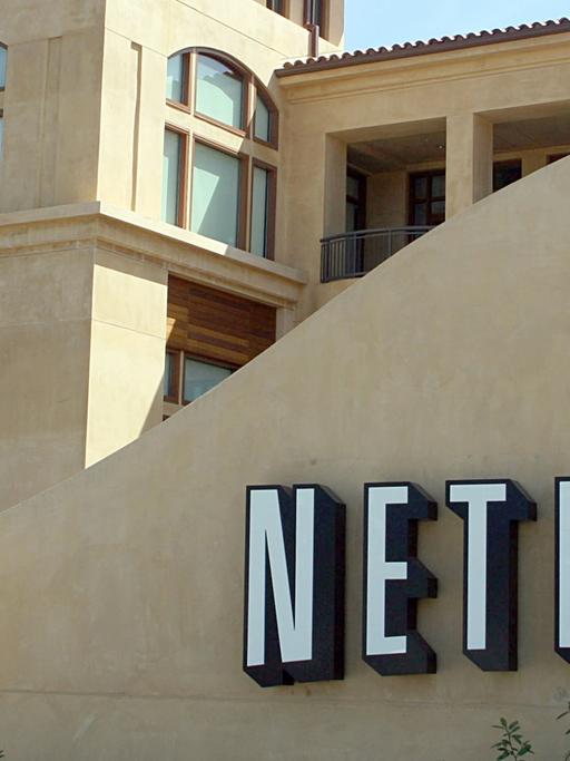 Hauptsitz vom Online-Videothek-Anbieter Netflix im Silicon Valley (01.04.2008)