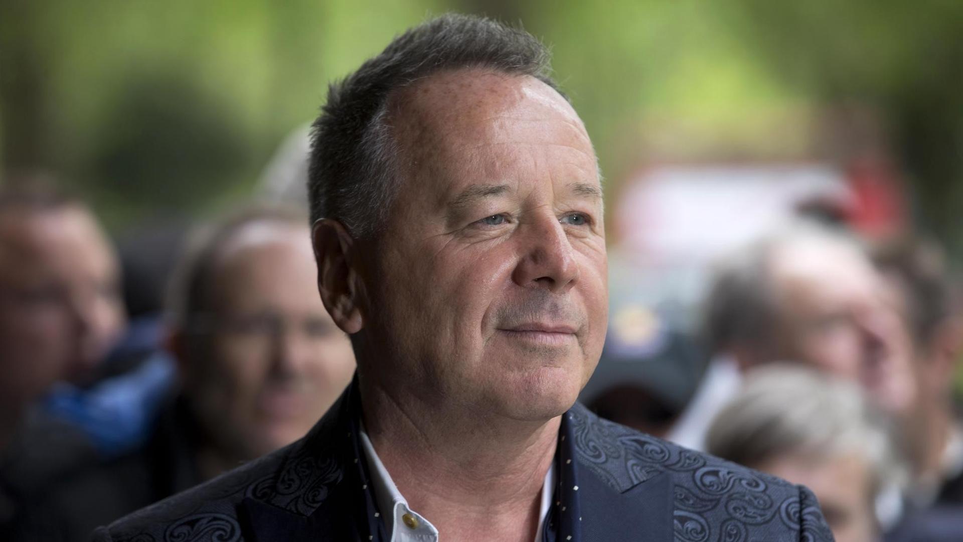 Jim Kerr, Leadsänger und Komponist der schottischen Rockband Simple Minds, bei den Ivor Novello Awards in London am 19. Mai 2016.