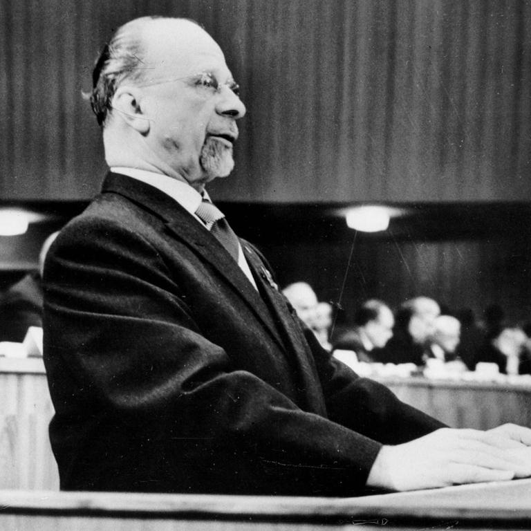 Walter Ulbricht in Berlin beim 6. Parteitag der SED am 21.1.1963, damals erster Sekretär des ZK.
