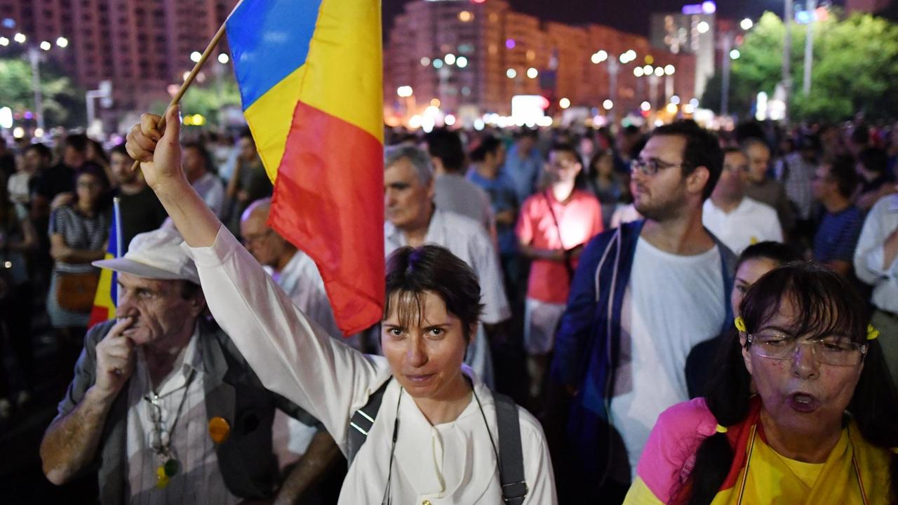 Protest für eine unabhängige Justiz am 27. August 2017 in der rumänischen Hauptstadt Bukarest. Protest für eine unabhängige Justiz am 27. August 2017 in der rumänischen Hauptstadt Bukarest.
