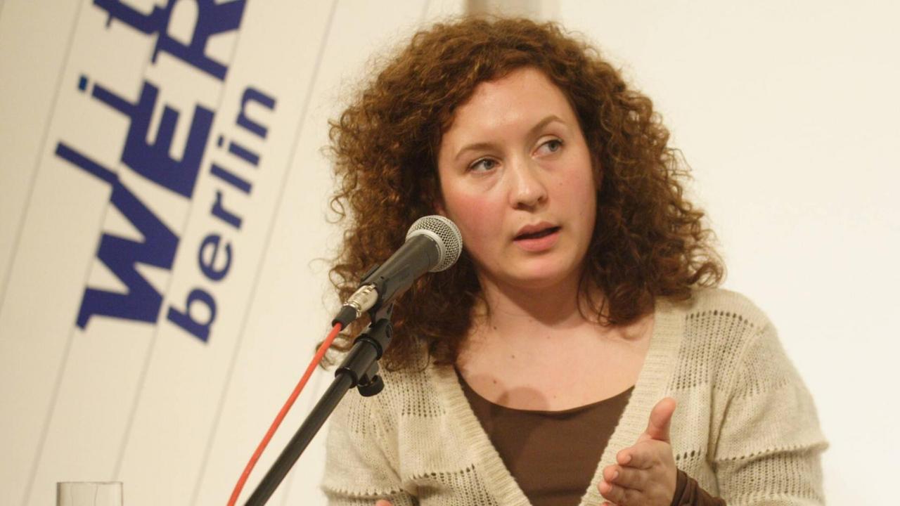 Die Schriftstellerin Rebecca Maria Salentin Die Schriftstellerin Rebecca Maria Salentin
