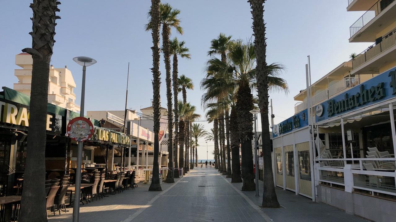Leere Straße auf Mallorca Leere Straße auf Mallorca