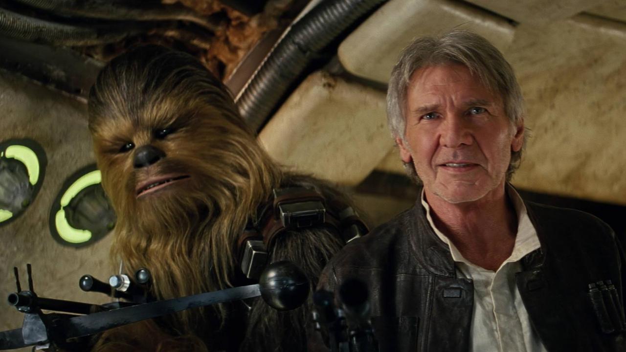Harrison Ford als Han Solo in "Star Wars - Das Erwachen der Macht" mit Peter Mayhew als Chewbacca (2015) Harrison Ford als Han Solo in "Star Wars - Das Erwachen der Macht" mit Peter Mayhew als Chewbacca (2015)