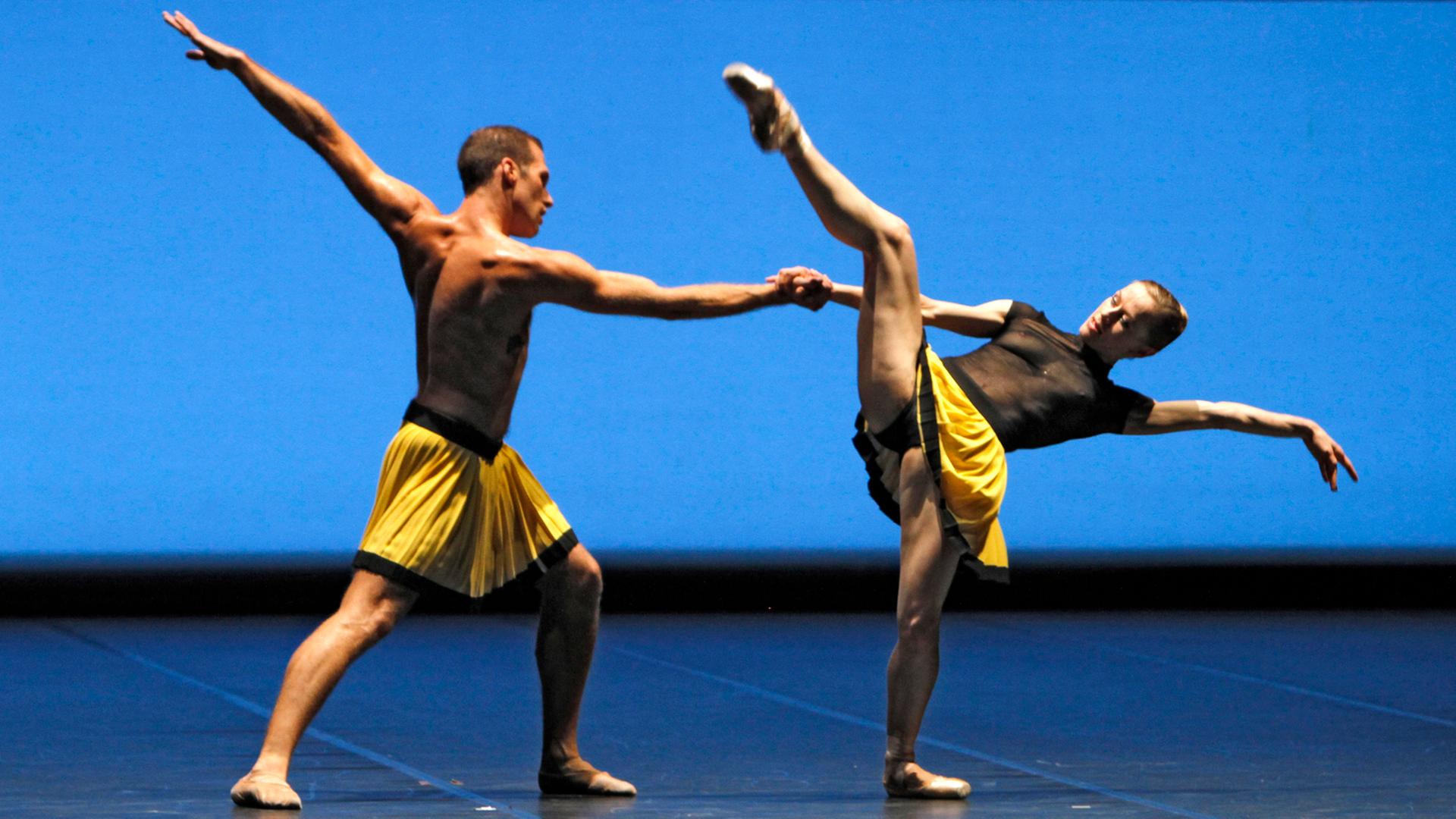William Forsythes "Herman Schmerman" am Staatsballett Berlin. William Forsythes "Herman Schmerman" am Staatsballett Berlin.