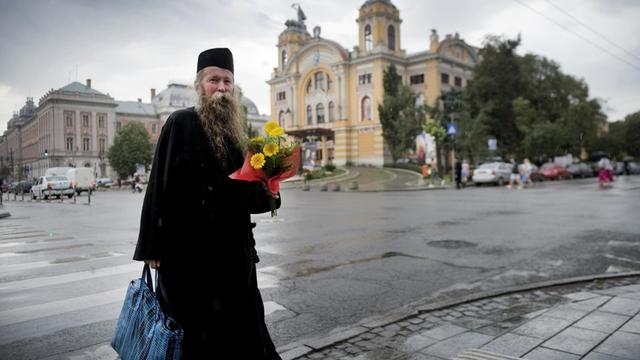 Wie der Mann auf dem Bild gehören in Rumänien rund 90 Prozent der rumänisch-orthodoxen Kirche an.
