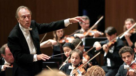 Der italienische Dirigent Claudio Abbado