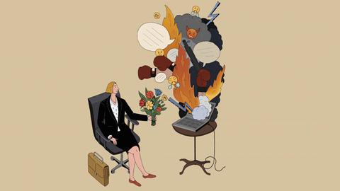 In einer Illustration offeriert eine Frau in Businesskostüm ihrem Bildschirm, der vor Wut explodiert, einen Blumenstrauß.