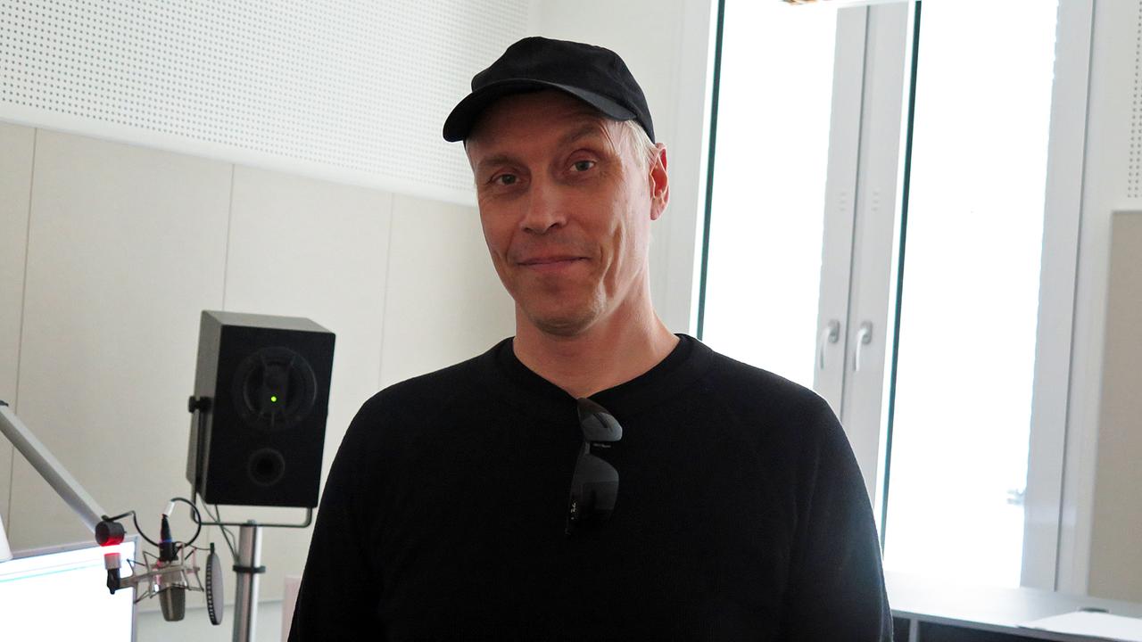 Der Musiker Farin Urlaub von der Band "Die Ärzte" zu Gast im Studio von Deutschlandradio Kultur.