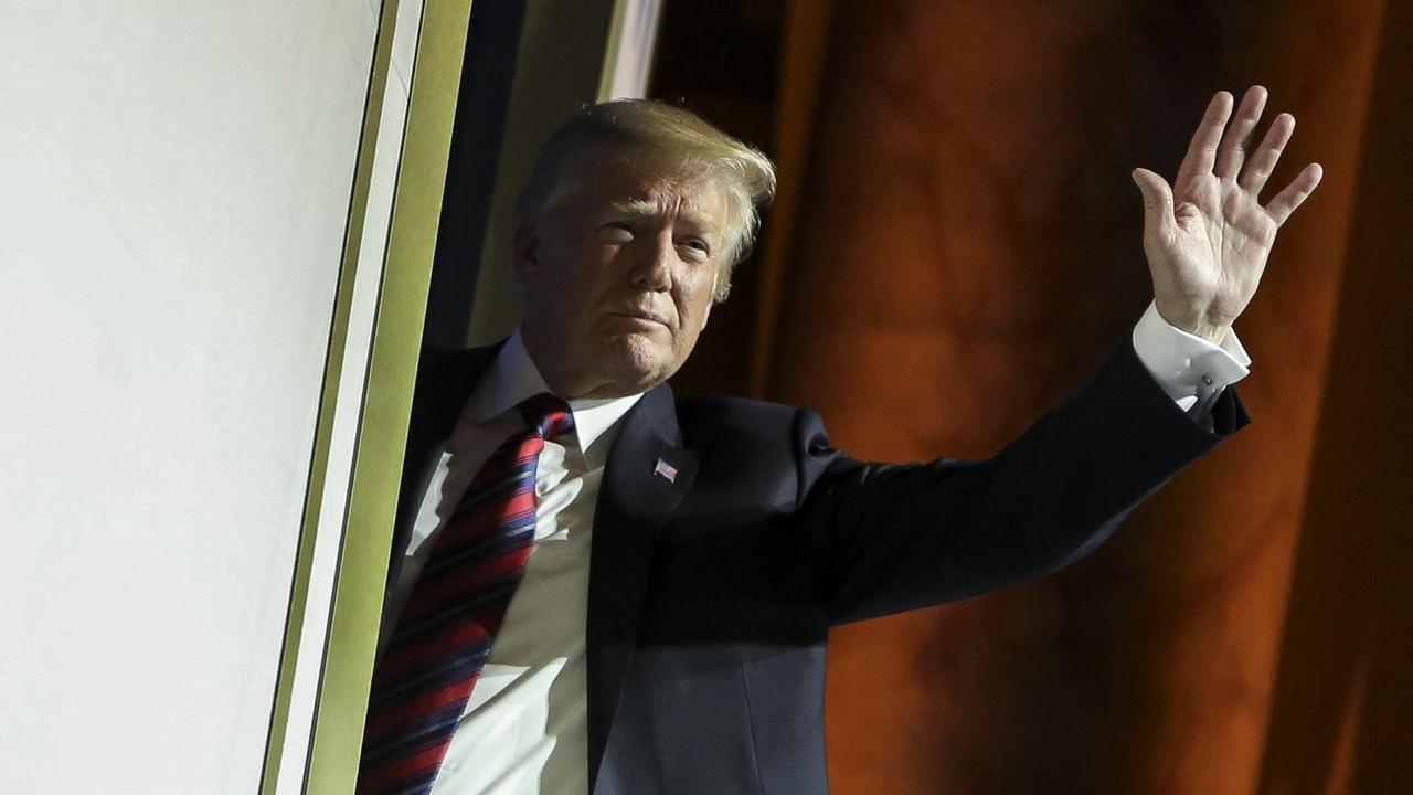 US-Präsident Donald Trump hält eine Rede während einer Gala US-Präsident Donald Trump hält eine Rede während einer Gala