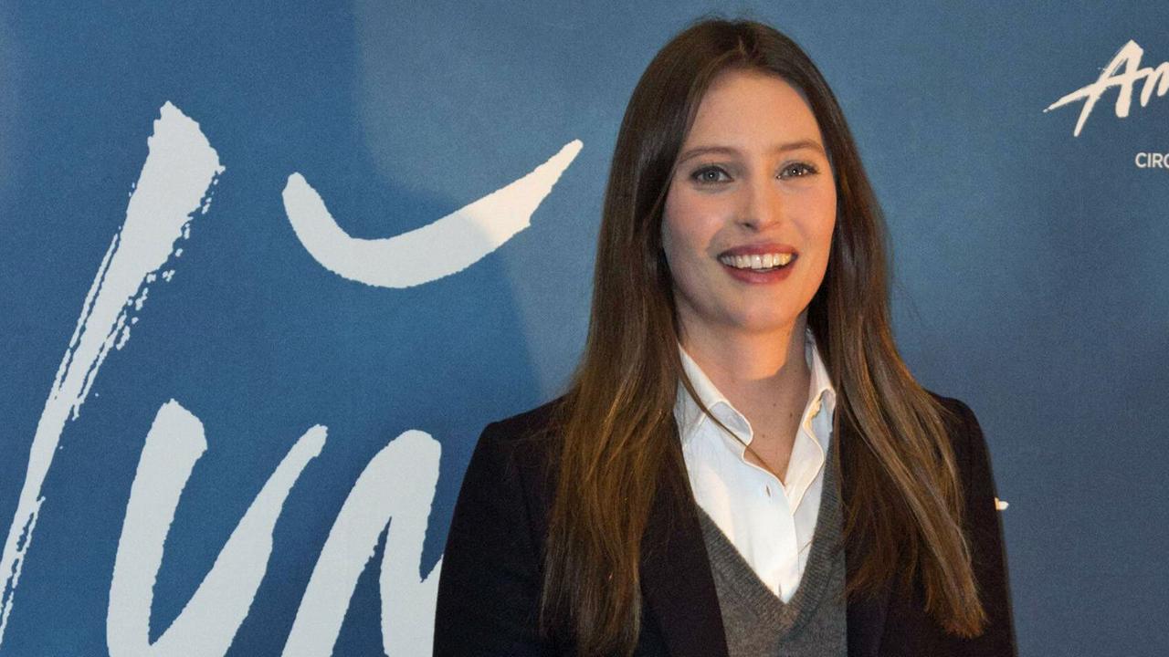 Die Food-Bloggerin Ella Mills, ehemals Woodward, aufgenommen am 19.1.2016 bei der Premiere von "Amaluna" des Cirque du Solei in der Royal Albert Hall in London Die Food-Bloggerin Ella Mills, ehemals Woodward, aufgenommen am 19.1.2016 bei der Premiere von "Amaluna" des Cirque du Solei in der Royal Albert Hall in London