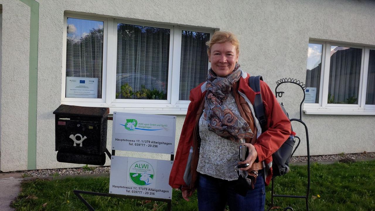 Leiterin der LPG-Nachfolgegesellschaften "ALWI agrar" und "ALWI Landbewirtschaftung" Leiterin der LPG-Nachfolgegesellschaften "ALWI agrar" und "ALWI Landbewirtschaftung"
