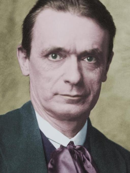 Porträtaufnahme von Rudolf Steiner (1916)