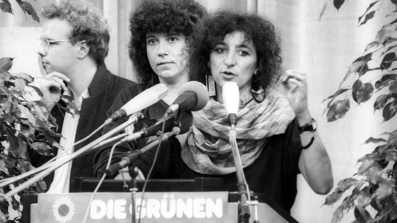 Adrienne Goehler bei der Außerordentlichen Bundesversammlung der Grünen in Oldenburg 1987.
