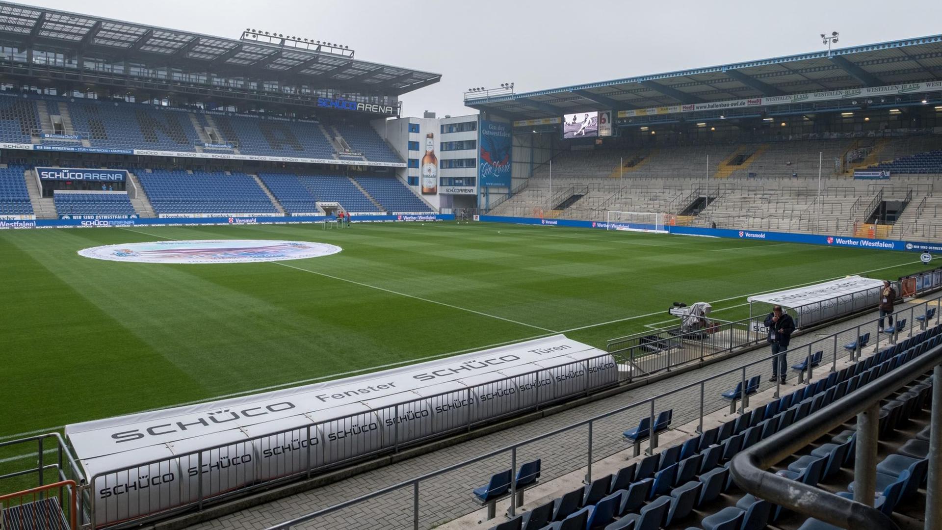 Das Stadion von Arminia Bielefeld. Das Stadion von Arminia Bielefeld.