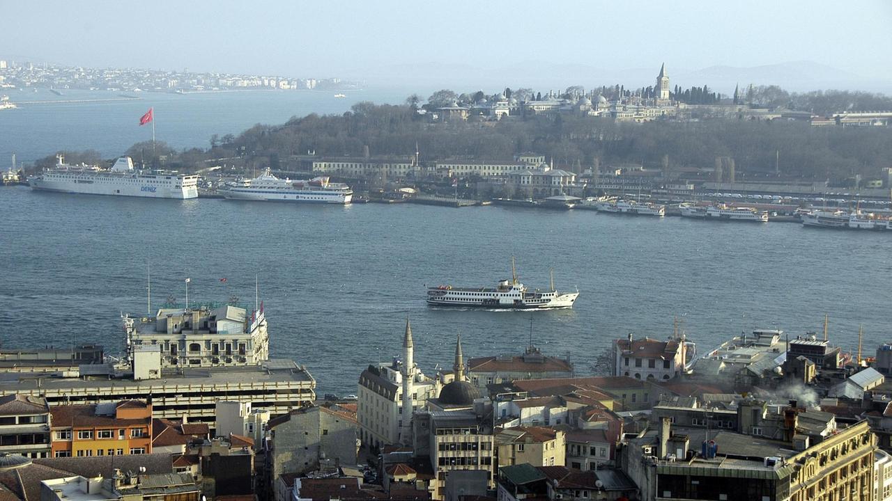 Blick über Istanbul zum Topkapi Palast. Blick über Istanbul zum Topkapi Palast.