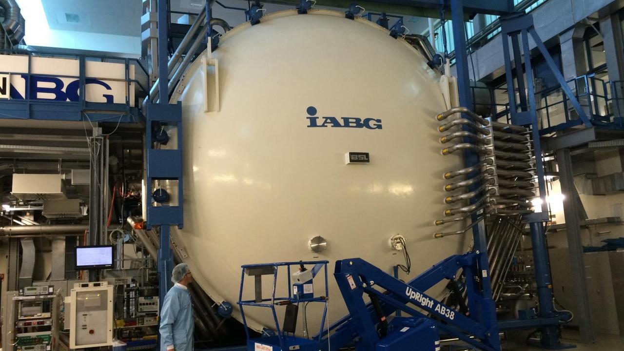 Der Satelliten-Teststand Der Satelliten-Teststand