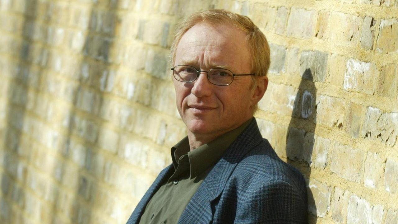 Porträt von David Grossman. Porträt von David Grossman.