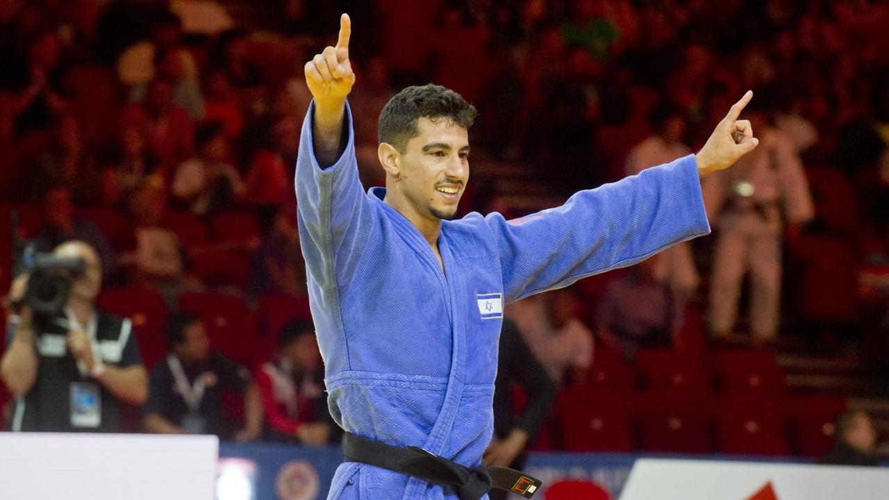Der israelische Judoka Tal Flicker jubelt über seinen Sieg bei der Weltmeisterschaft in Budapest im August 2017. Der israelische Judoka Tal Flicker jubelt über seinen Sieg bei der Weltmeisterschaft in Budapest im August 2017.