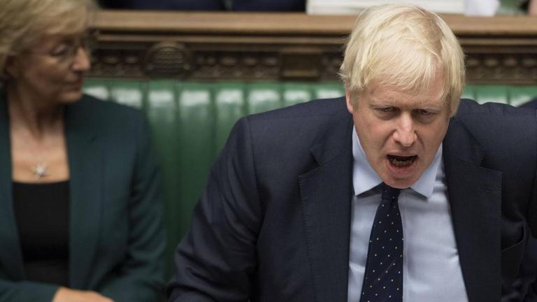 Großbritanniens Premierminister Boris Johnson spricht im Parlament