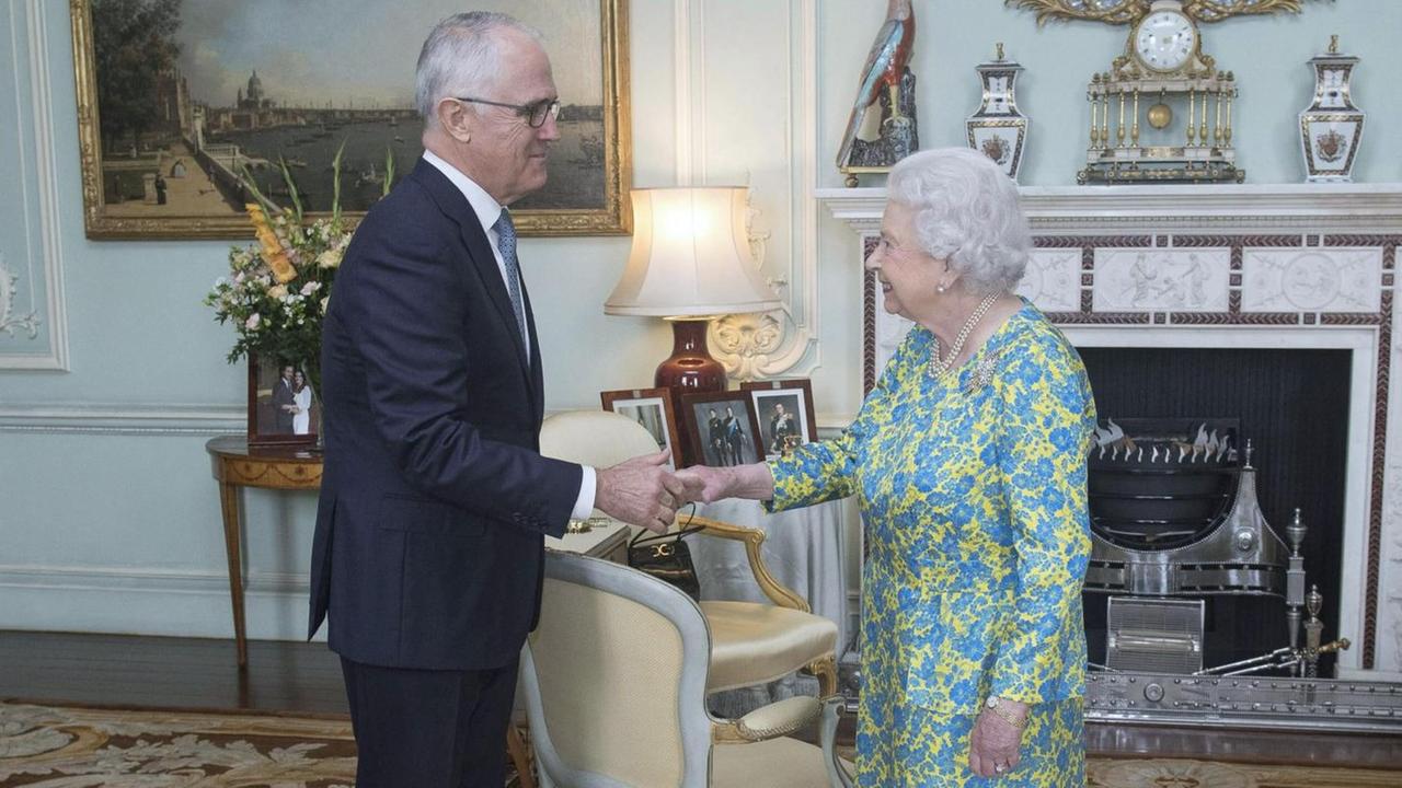 Die Queen und Australiens Ministerpräsident Malcolm Turnbull