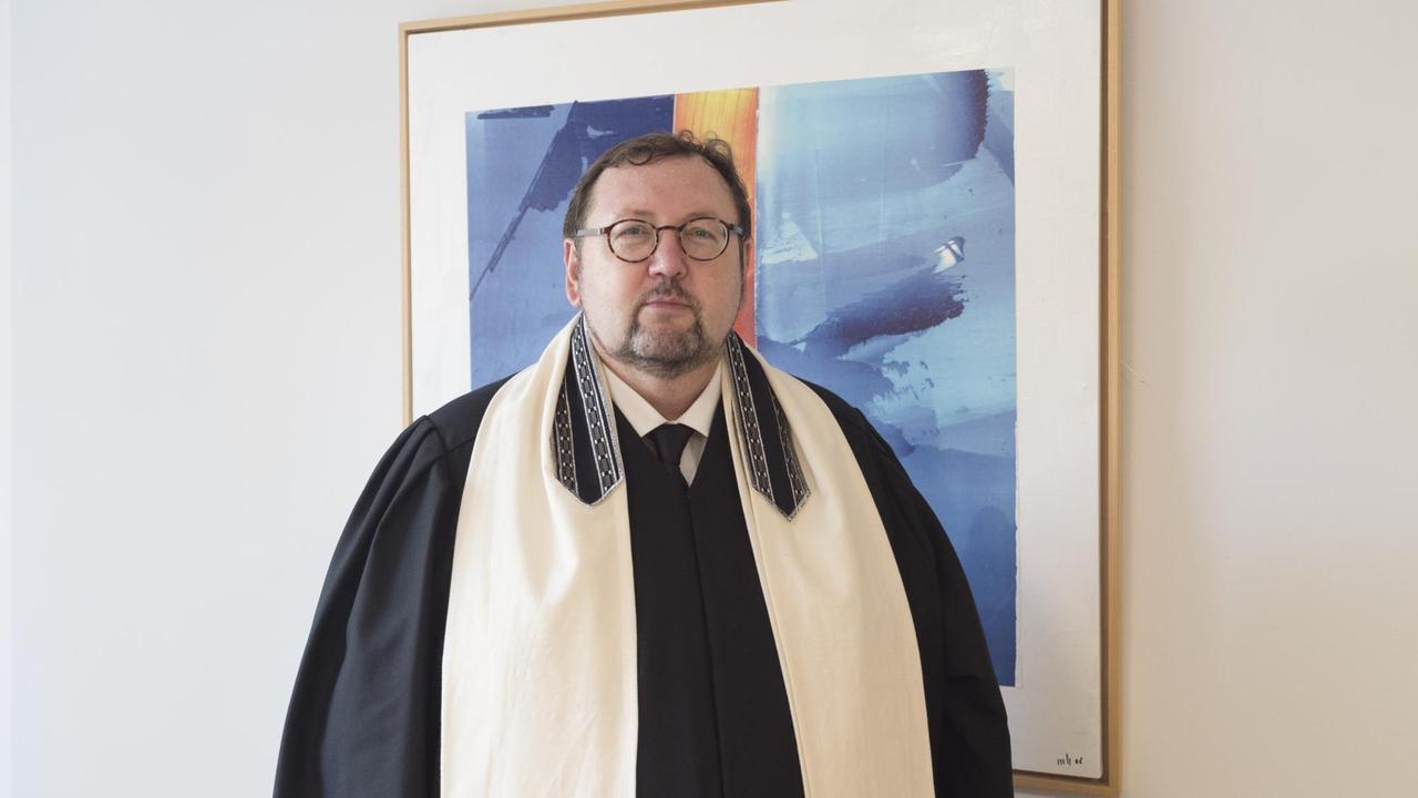 Rabbiner Prof. Dr. Walter Homolka, Direktor des Abraham Geiger Kollegs der Universität Potsdam im jüdischen Gemeindezentrum Beit Tikwa in Bielefeld, 31.8.2015 Rabbiner Prof. Dr. Walter Homolka, Direktor des Abraham Geiger Kollegs der Universität Potsdam im jüdischen Gemeindezentrum Beit Tikwa in Bielefeld, 31.8.2015