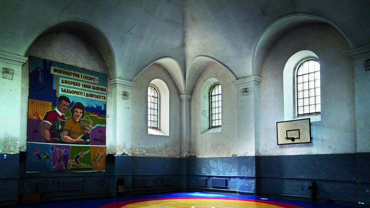 Die ehemalige große Synagoge im ukrainischen Horodenka wird heute als Sporthalle genutzt.