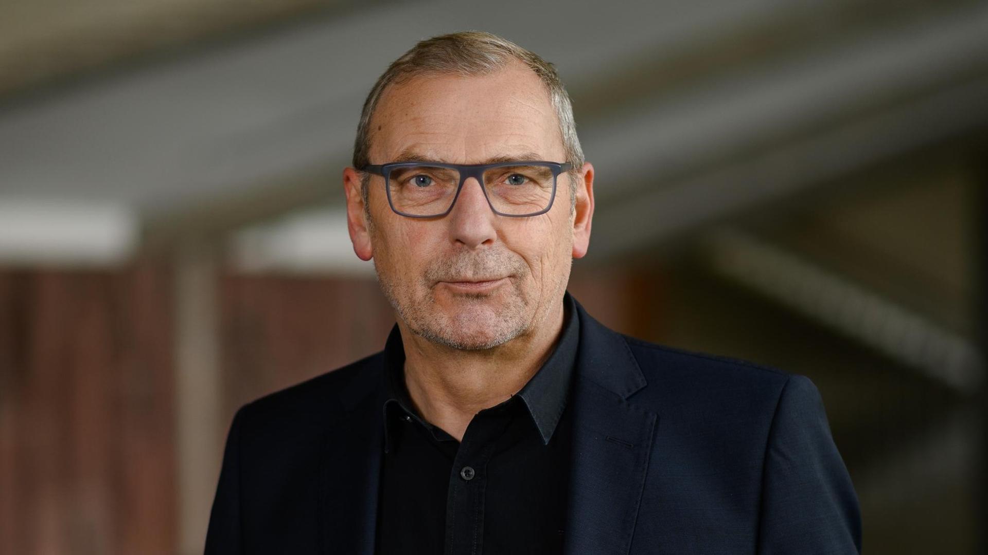 Der Soziologe Prof. Dr. Sighard Neckel Der Soziologe Prof. Dr. Sighard Neckel