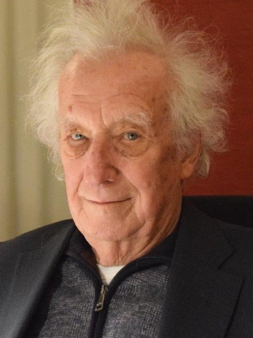 Der Komponist und Theologe Dieter Schnebel im Studio