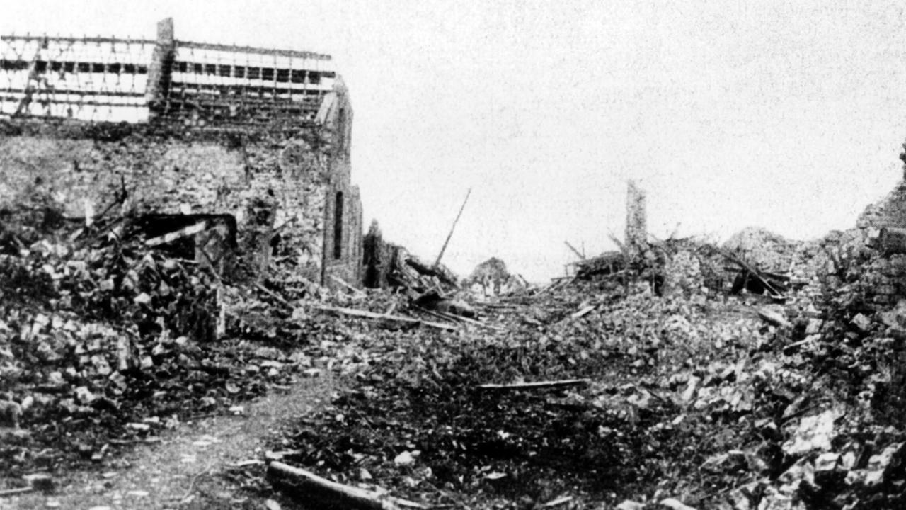 Der fast komplett zerstörte Ort Monchy-le Preux im Arrondissement Arras im Norden Frankreich. Der Ort und dessen Umgebung waren im 1. Weltkrieg stark umkämpft. (Archivaufnahme aus dem Jahr 1917) |