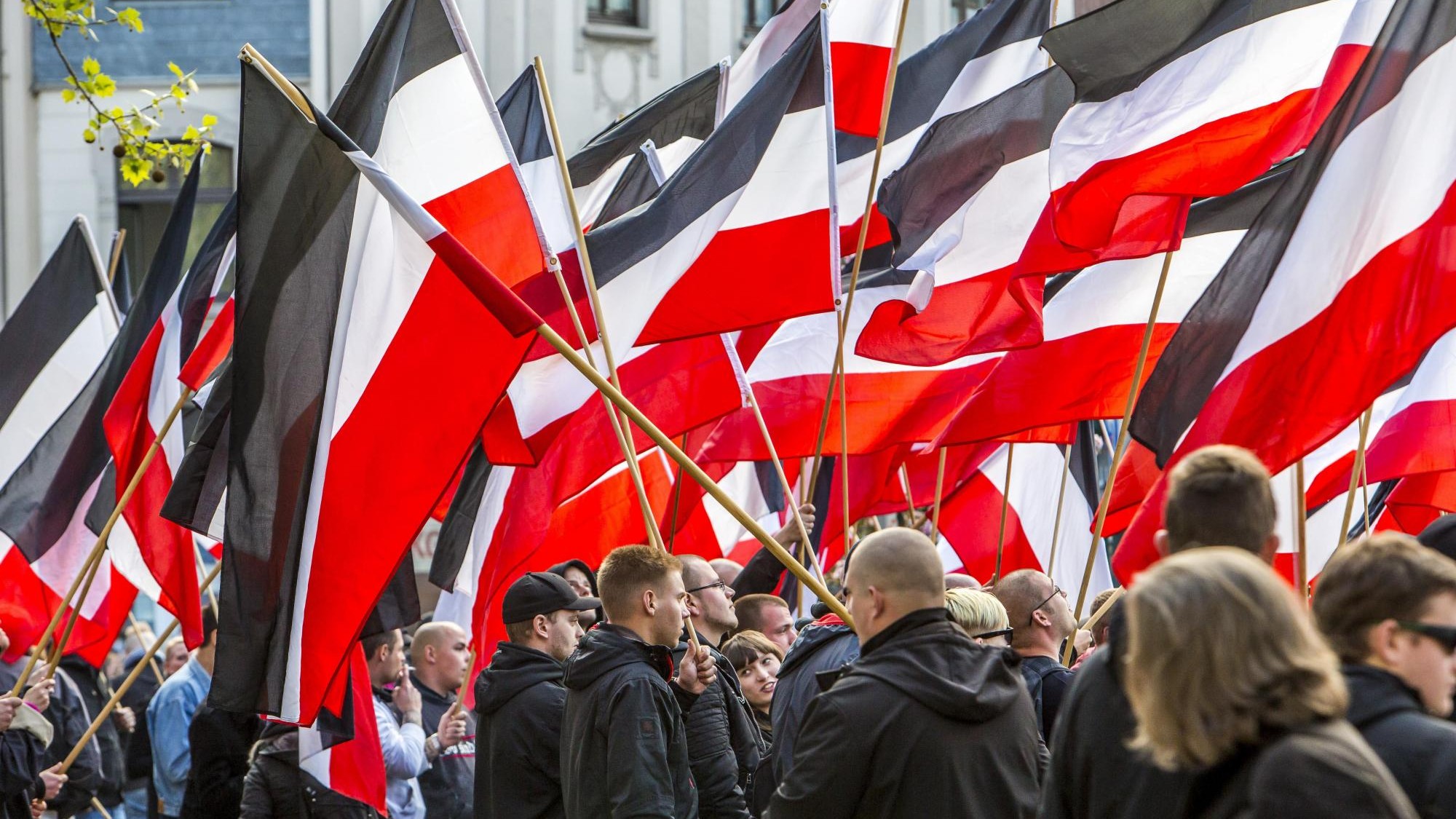 Radikalisierung Und Ideologisierung - Soziologe: Rechtsextreme Gewalt ...