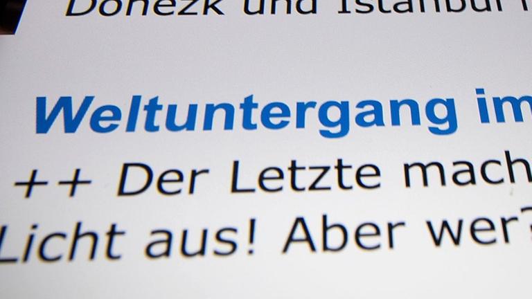 Auf der Website eines E-Mail-Providers wird am 20.12.2012 in Frankfurt am Main (Hessen) auf den "Weltuntergang im Live-Ticker" hingewiesen, der mit einem Klick zu erreichen ist. Auf der Website eines E-Mail-Providers wird am 20.12.2012 in Frankfurt am Main (Hessen) auf den "Weltuntergang im Live-Ticker" hingewiesen, der mit einem Klick zu erreichen ist.