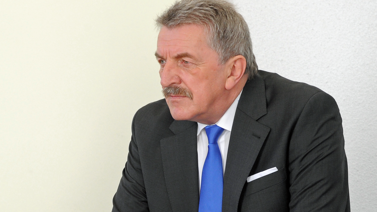 Gubens suspendierter Bürgermeister Klaus-Dieter Hübner Gubens suspendierter Bürgermeister Klaus-Dieter Hübner