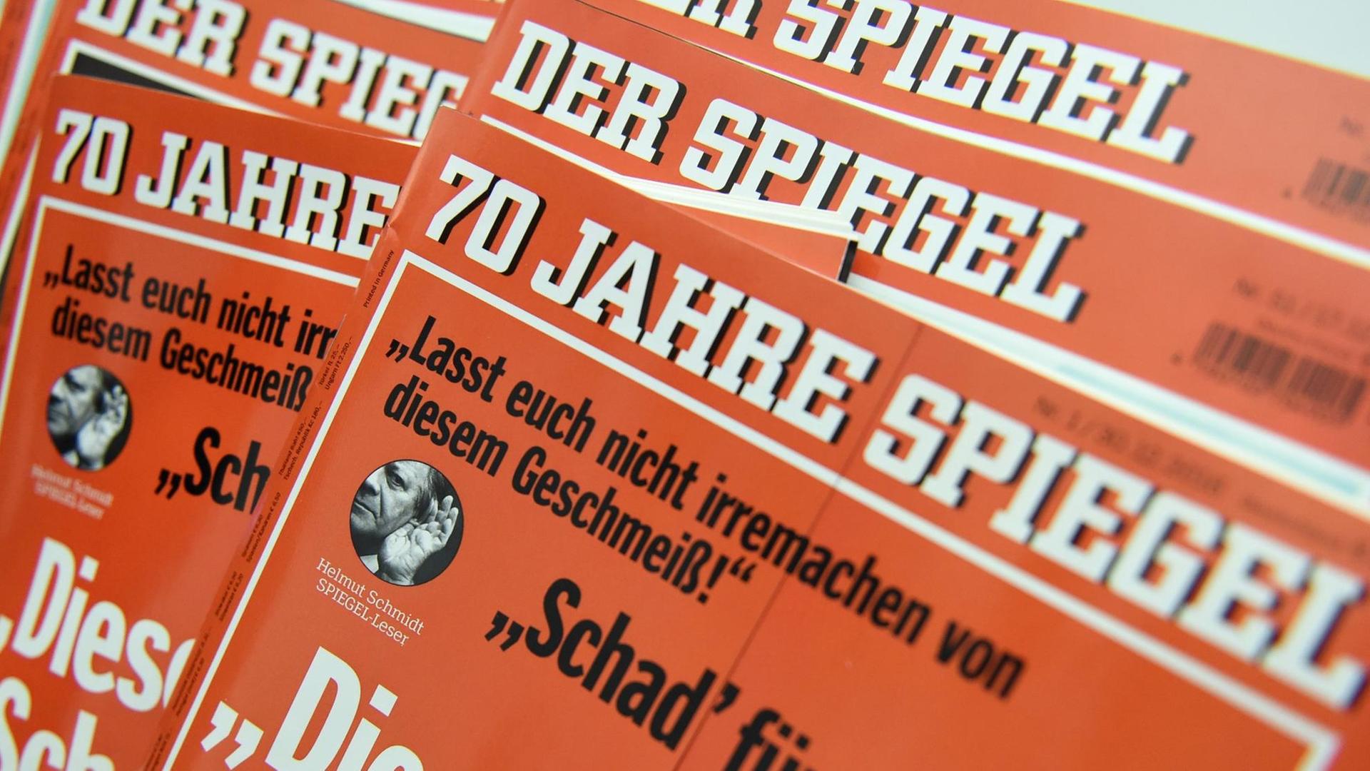 Die aktuelle Ausgabe des Nachrichtenmagazins "Der Spiegel", aufgenommen am 02.01.2017. Das Nachrichtenmagazin feiert am 4. Januar seinen 70. Geburtstag. Die aktuelle Ausgabe des Nachrichtenmagazins "Der Spiegel", aufgenommen am 02.01.2017. Das Nachrichtenmagazin feiert am 4. Januar seinen 70. Geburtstag.