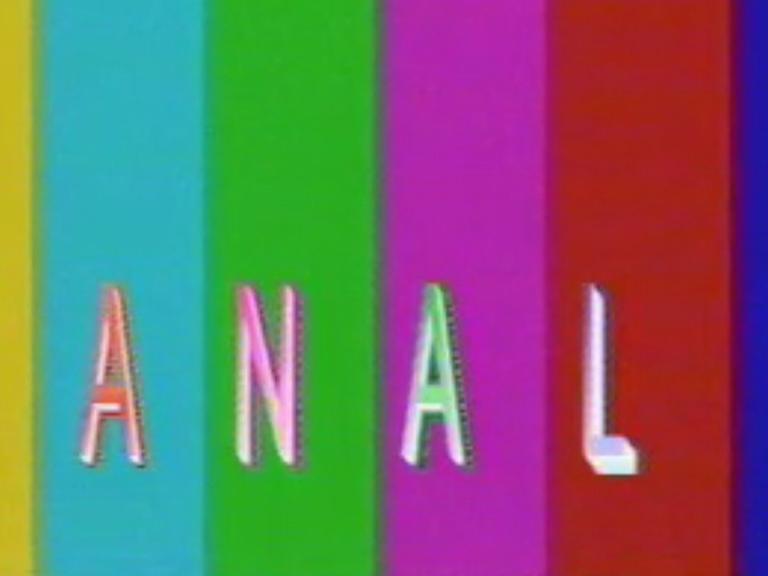 Das Testbild von Kanal X mit bunten Balken.