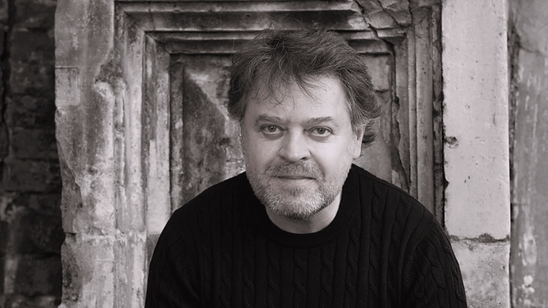 Der Dirigent Mark Kadin, Chefdirigent des Bulgarischen Rundfunk-Symphonieorchesters Der Dirigent Mark Kadin, Chefdirigent des Bulgarischen Rundfunk-Symphonieorchesters
