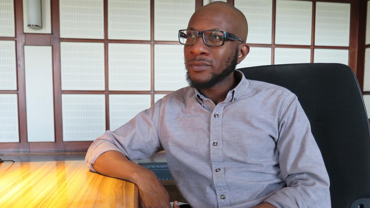 Der nigerianisch-amerikanischer Schriftsteller Teju Cole Der nigerianisch-amerikanischer Schriftsteller Teju Cole
