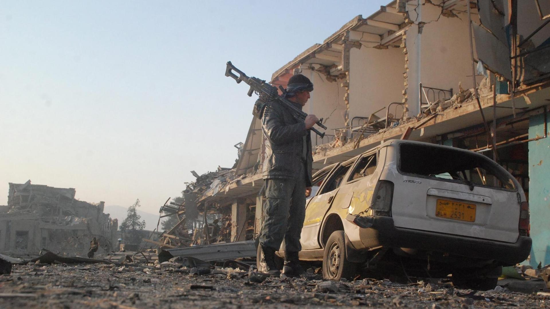 Taliban attackierte deutsches Konsulat in Masar-i-Scharif (11.11.2016). Taliban attackierte deutsches Konsulat in Masar-i-Scharif (11.11.2016).