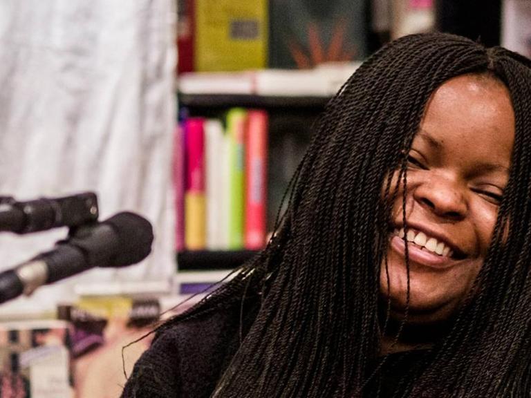 Petina Gappah im März 2018 bei einer Lesung und Präsentation Ihres Buches "Die Schuldigen von Rotten Row" in der Berliner Buchhandlung Dante Connection.