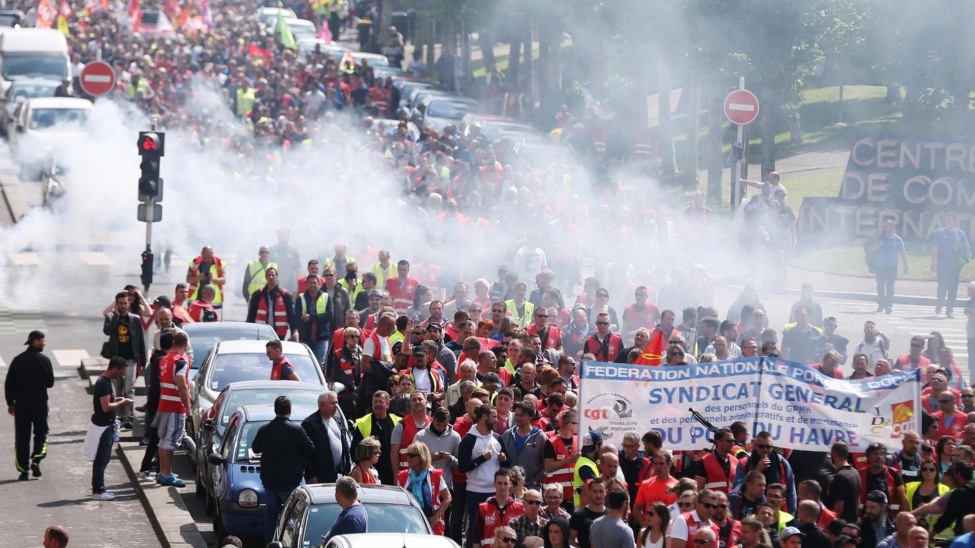 Demonstration gegen geplante Arbeitsrechtsreform in Le Havre