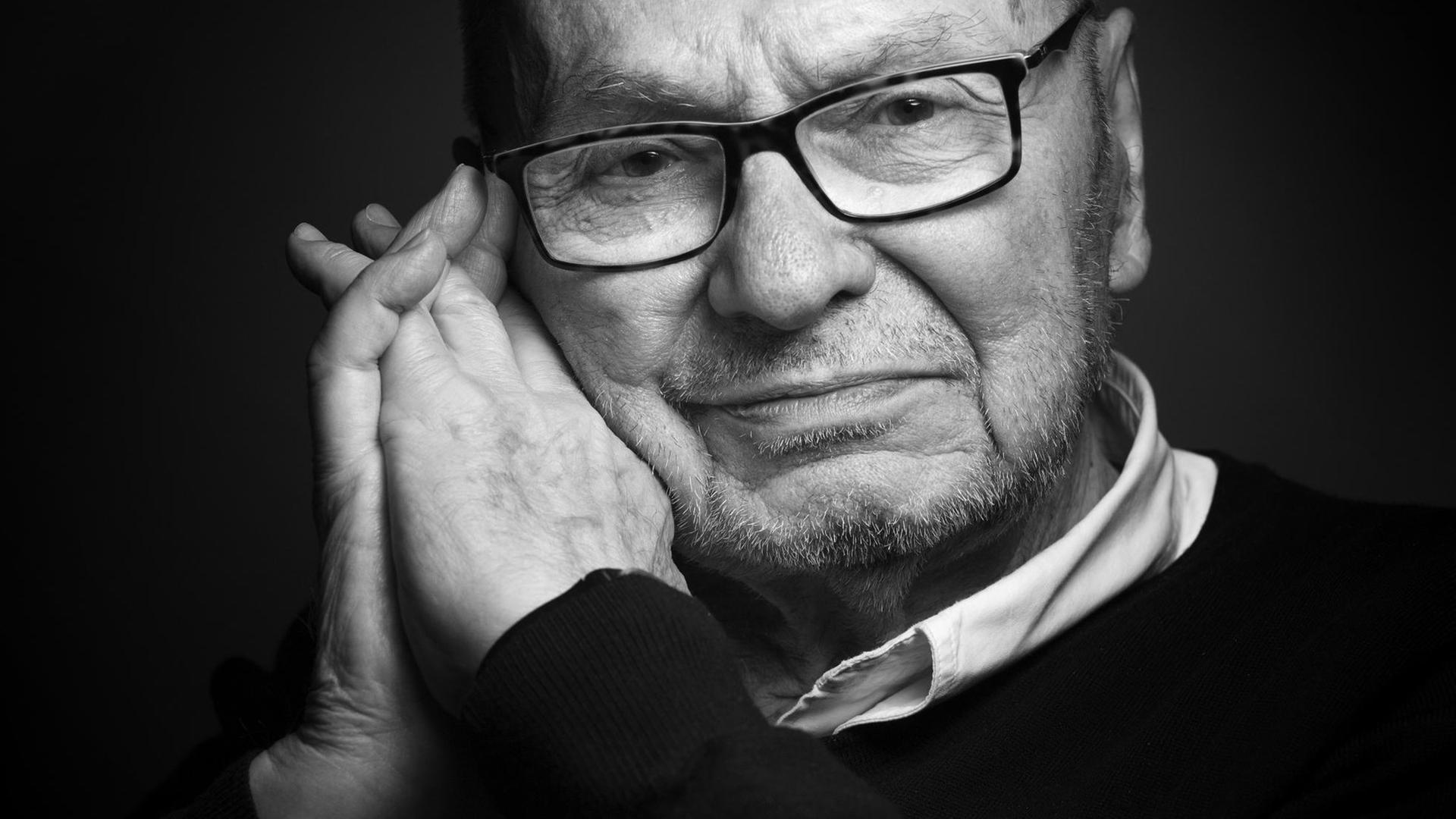 Porträt des französischen Theaterregisseurs Claude Régy Porträt des französischen Theaterregisseurs Claude Régy