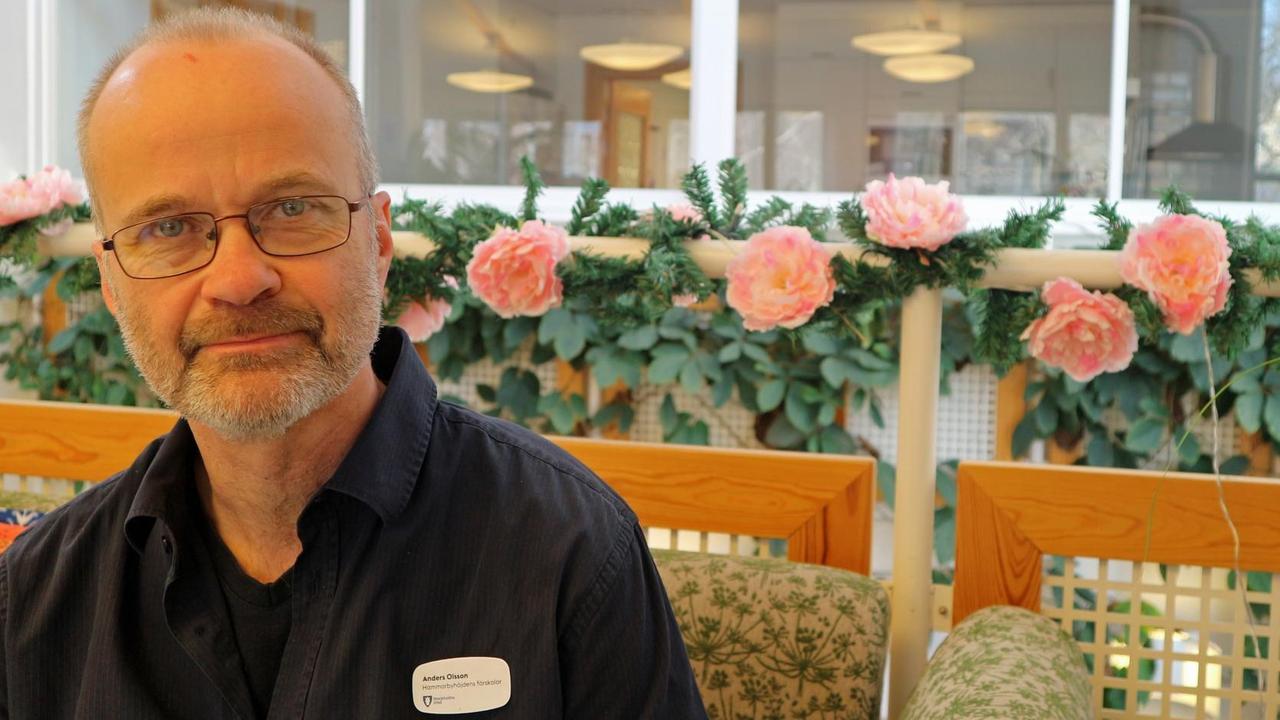 Anders Olsson, Erzieher in einem schwedischen Kindergarten und als Mann eine Ausnahme in diesem Beruf Anders Olsson, Erzieher in einem schwedischen Kindergarten und als Mann eine Ausnahme in diesem Beruf