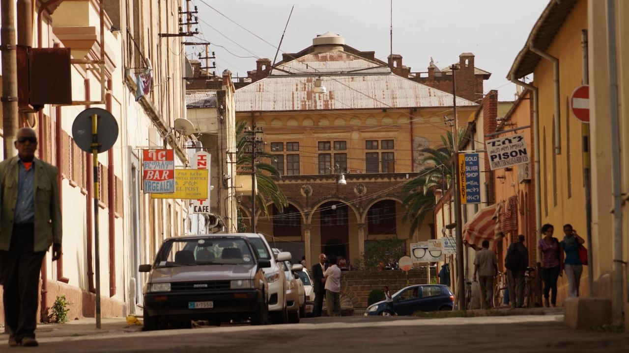 Eine Straße in Asmara.