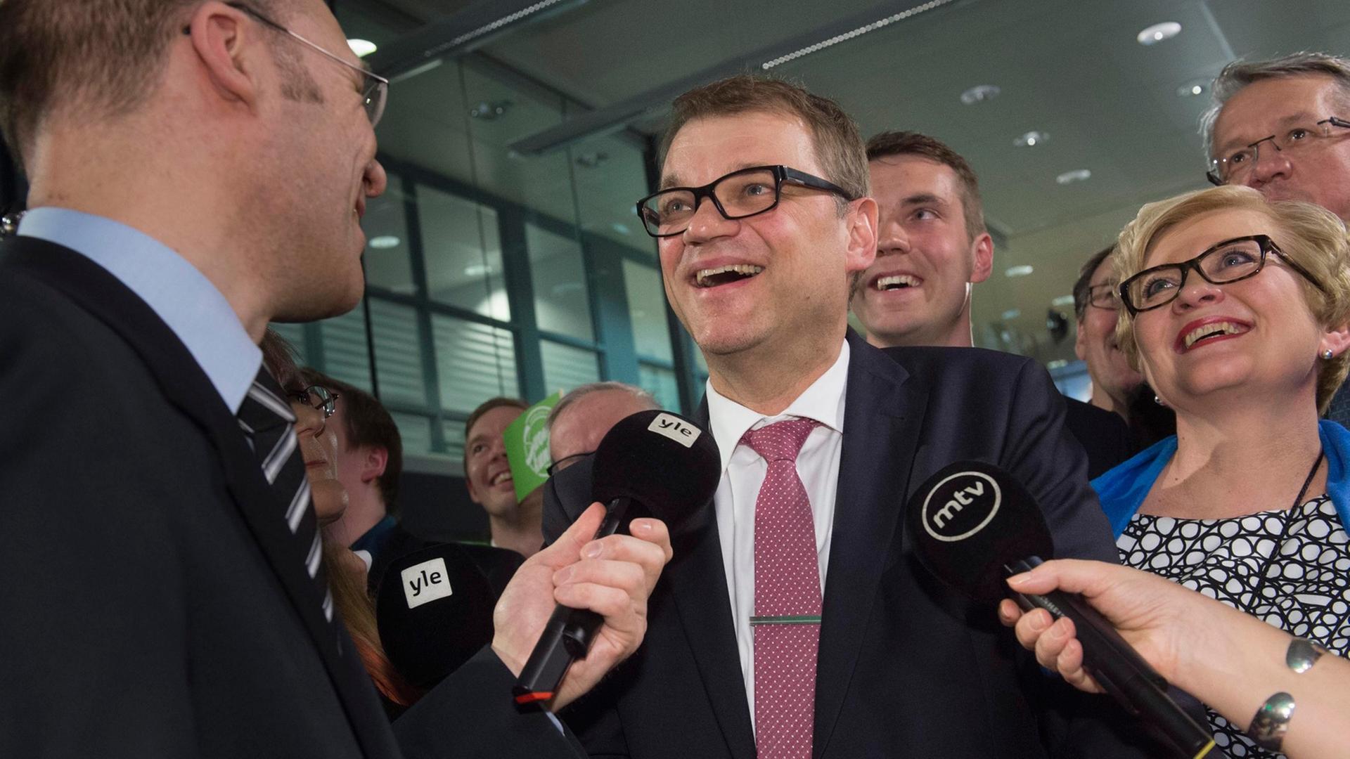 Sieger bei der Parlamentswahl in Finnland: Juha Sipilä, Chef der Zentrumspartei, am Wahlabend Sieger bei der Parlamentswahl in Finnland: Juha Sipilä, Chef der Zentrumspartei, am Wahlabend