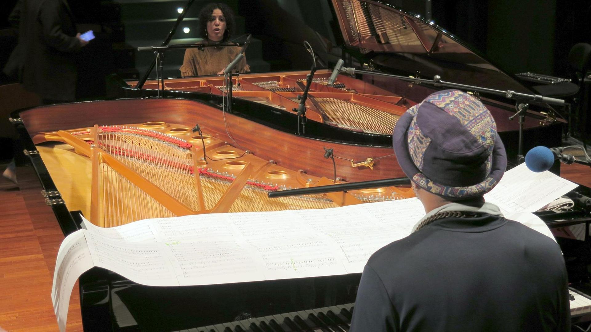 Marialy Pacheco & Omar Sosa bei der Probe im Beethoven-Haus Kammermusiksaal Marialy Pacheco & Omar Sosa bei der Probe im Beethoven-Haus Kammermusiksaal