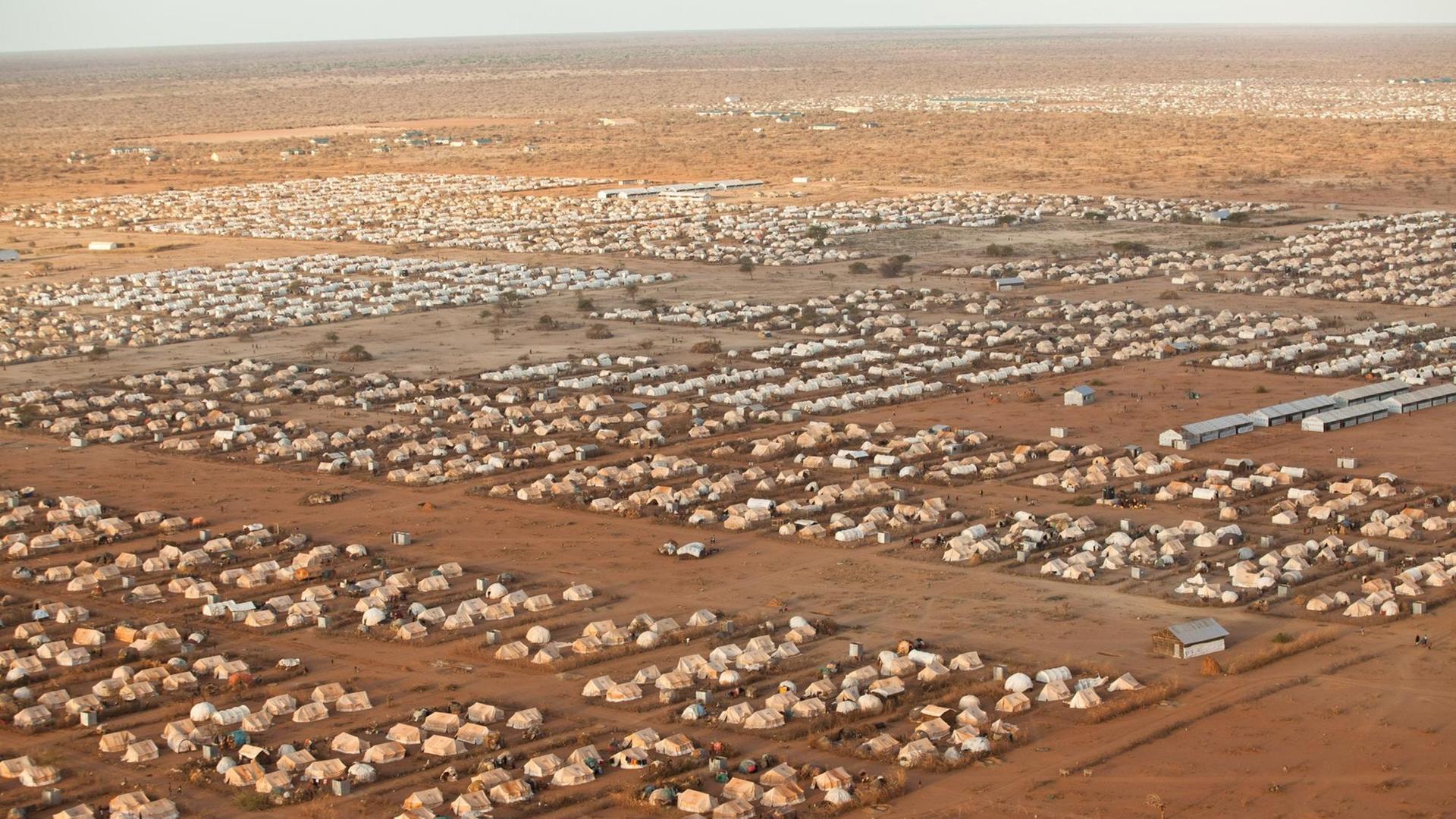 Luftaufnahme des Flüchtlingslagers Dadaab in Kenia Luftaufnahme des Flüchtlingslagers Dadaab in Kenia