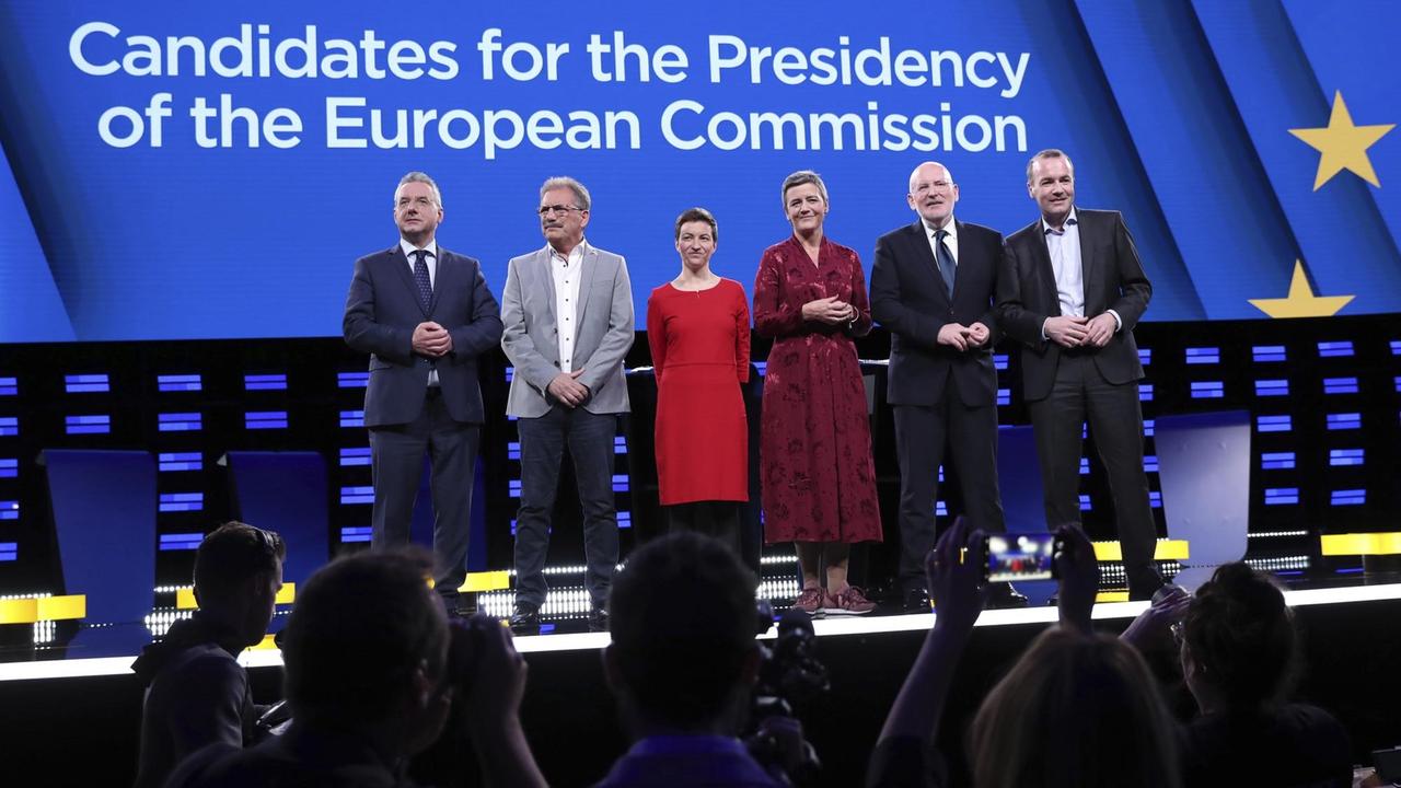 In Brüssel debattierten die sechs Spitzenkandidaten für die Europawahl: Jan Zahradil (l-r), Nico Cue (Linke), Ska Keller (Grüne), Margrethe Vestager (Liberale), Frans Timmermans (Sozialdemokraten) und Manfred Weber (EVP). In Brüssel debattierten die sechs Spitzenkandidaten für die Europawahl: Jan Zahradil (l-r), Nico Cue (Linke), Ska Keller (Grüne), Margrethe Vestager (Liberale), Frans Timmermans (Sozialdemokraten) und Manfred Weber (EVP).