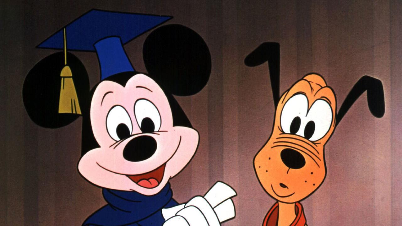 Micky Maus, die wohl populärste Zeichentrick-Figur der Walt Disney-Studios, in einer Szene mit dem Hund Pluto (undatierte Aufnahme). Micky Maus, die wohl populärste Zeichentrick-Figur der Walt Disney-Studios, in einer Szene mit dem Hund Pluto (undatierte Aufnahme).